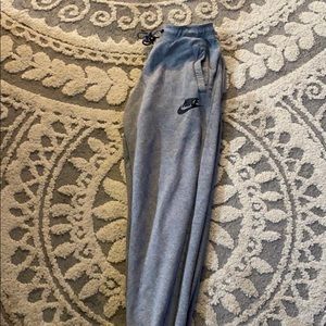 ✨Nike sweatpants✨
